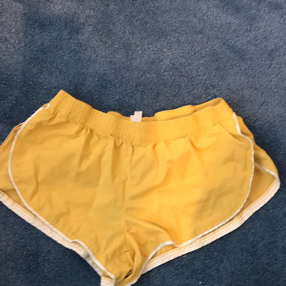 Shot shorts mustard yellow RVCA